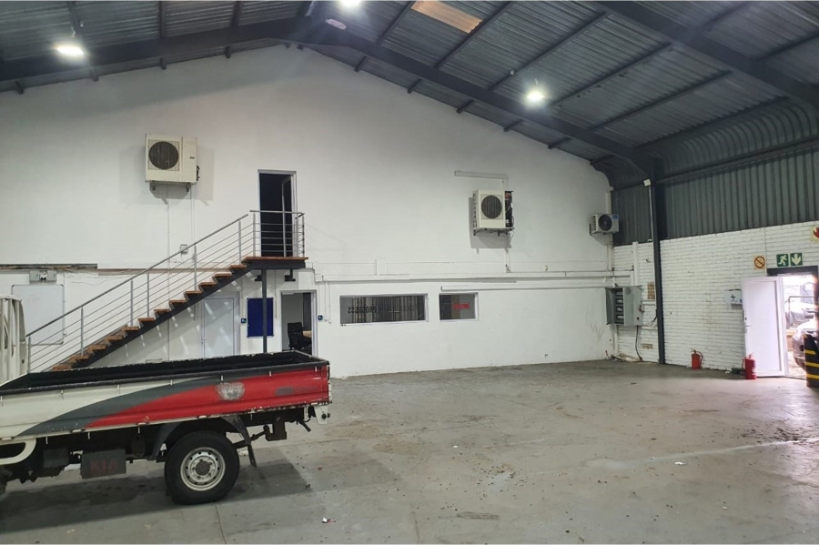 To Let commercial Property for Rent in Newton Park Eastern Cape